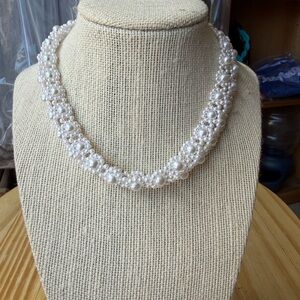Elegant Pearl Necklace